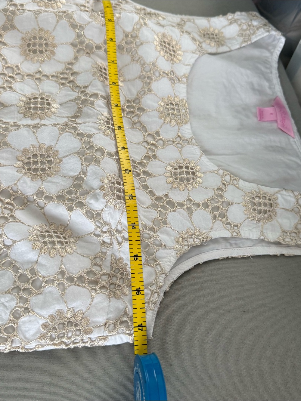 Lilly Pulitzer White Floral Lace Cropped Tank with Gold Accents (B21) - Picture 5 of 7